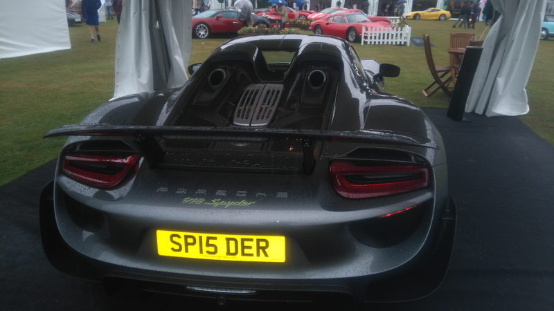 Illustration for article titled Salon Prive UNBELIEVABLE CARS